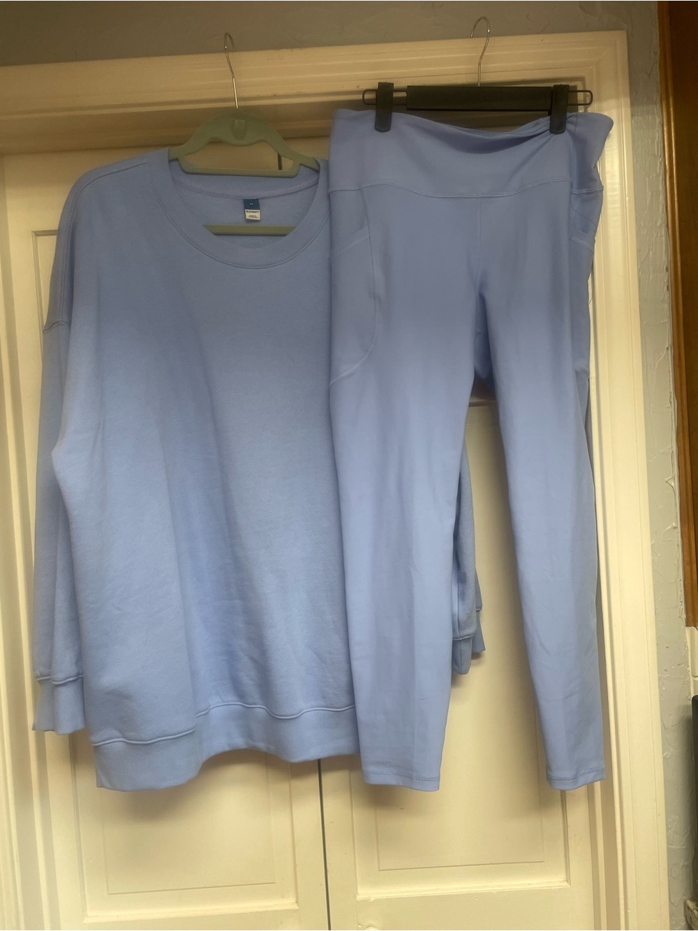 NWT Women’s Light Blue set - Soft Long sweatshirt & Leggings.  Old Navy